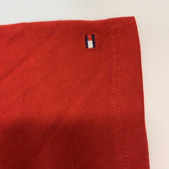 New🖤 Tommy Hilfiger 2 T-shirts - Picture 5 of 7